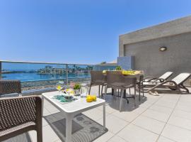 Luxury BeachFront Mogan, luksuzni hotel u gradu Puerto de Mogan