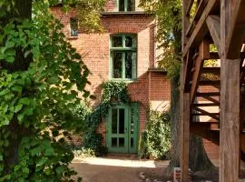 Gasthaus und Pension "Zum Hauenden Schwein"