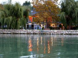 Gránit Villa, hotel en Balatonszárszó