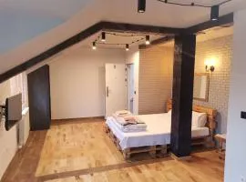 Airport Apartments