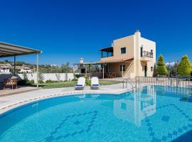 Dina & Pelagia Villas, Serene Country Escapes, By ThinkVilla, hotell med pool i Roumelí