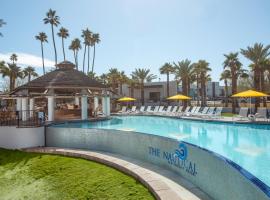 The Nautical Beachfront Resort, hotel v mestu Lake Havasu City