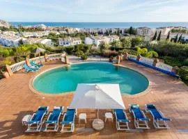 CoolHouses Algarve Luz, 5 bed villa & pool, Casa N