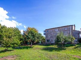 Rondinaio, hotel with parking in Tereglio