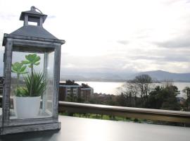 Precioso apartamento con magníficas vistas - Apartamento Aifos, hotel berdekatan Universiti Cantabria, Santander