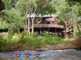 Blyde River Cabins: Hoedspruit şehrinde bir tatil evi