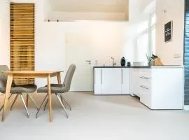 homebydoni - Küche I Terrasse I 1000 Mbits WiFi I Design Loft nahe RMCC & Staatstheater