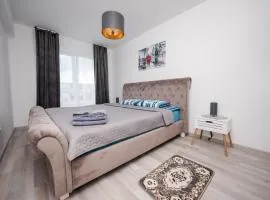 Avantgarden King Apart