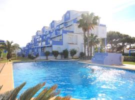 Apartamento Playa Surf by costablancarent, Hotel mit Pools in Denia