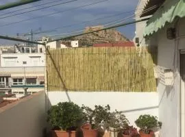 ÁTICO CÉNTRICO JUNTO A LA PLAYA