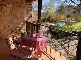 Malepère, semesterhus i La Bastide-de-Bousignac