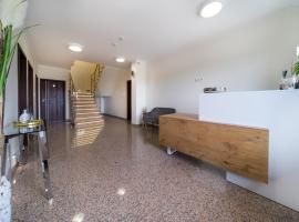 Aston Vila Apartments, hotel v destinaci Dziwnów
