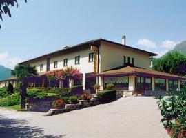 Hotel Merloni, khách sạn lãng mạn ở Grandola ed Uniti