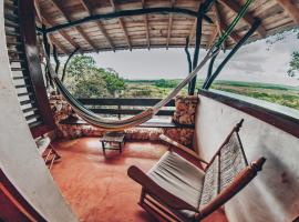 Altos de Caño Hondo, hotel v destinaci Los Guineos Perdidos