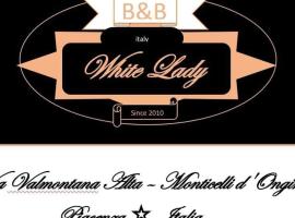 White Lady B&B, hotel u gradu Monticelli dʼOngina