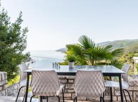 Apartments Zulijani House Helis B1 & B6, hotell i Rabac