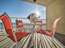 Panama City Beach में, होटल Beachfront PCB Escape w/ Free Beach Chair Services