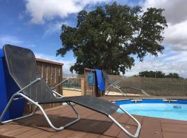 HERDADE PALMA t2, casa vacanze a Moita