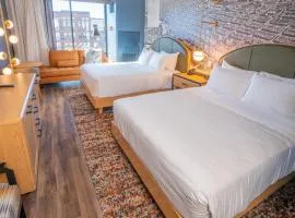 Hotel Indigo - Columbus at Riverfront Place by IHG