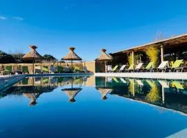 Lodges en Provence - Ecogîtes & Restaurant insolites