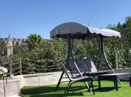 דירת נופש - עין כרם, hotell i ‘En Kerem