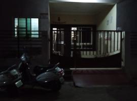Lala Villa 2Bhk, Hotel in Bharbharia