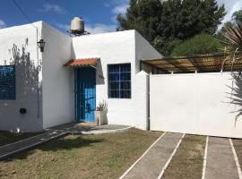 La Casa Azul: tranquilidad y esparcimiento en un entorno natural, hotel Chascomúsban