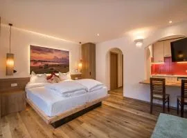 La Tambra - Residence - Central with Restaurant