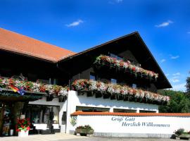 Hotel Gut Schmelmerhof – hotel w mieście Sankt Englmar