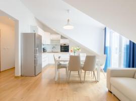 Apartmani Krilo, hotelli kohteessa Podstrana