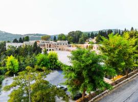 Beit Lebbos Boutique Hotel, location de vacances à Beiteddine