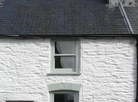 Tri deg un, cottage for 2 adults and 2 children, hotell sihtkohas Machynlleth