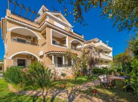 Mavra Elegant Apartments, hotel in Zakynthos Town