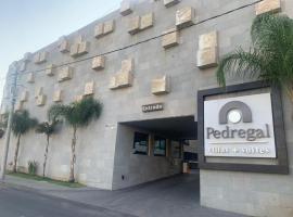 Motel Pedregal, готель у місті Гвадалахара