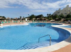 La Manga Club Resort - Los Olivos 32, hotel med pool i Atamaría