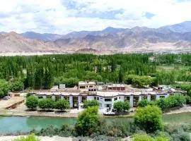 The Nature Residency - A Riverside Resort in Leh