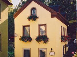 Pension Haus Andreas, homestay in Cochem