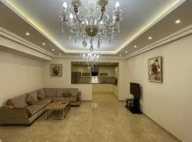Teryan street 3 bedrooms Luxury and Unique apartment TT777