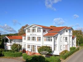Haus Blick zur See Ferienwohnung 09 mit Sauna- und Schwimmbadnutzung im AHOI Sellin, Hotel in Göhren