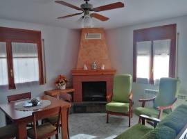 Apartamento Rural Casa Paco con Jacuzzi exterior y barbacoa, hotel v destinaci Aínsa