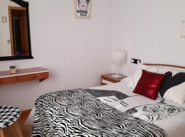 Galende에 위치한 호텔 Hostal "Los Chanos el Ruso"