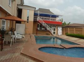 Room in Lodge - Bellwood Hotel Limited, holiday rental in Asaba