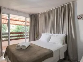 Villa Noronha Hostel e Suites