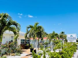 Siesta Inn Sarasota - Indian Beach，薩拉索塔的飯店