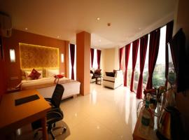 THE RED VELVET HOTEL, hotel near Jay Prakash Narayan Airport - PAT, Patna