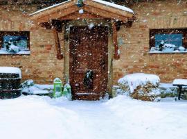 Míves Vendégház, guest house in Pogány