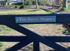 The Green House, жилье для отдыха в городе Хорнкасл