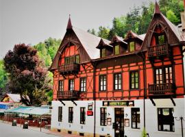 Hotel U Lípy, hotel in Hřensko