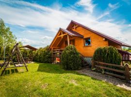 Agroturystyka ZIELONA ZAGRODA w Kosztowej, hotel din Dubiecko