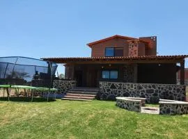 Cabaña familiar en Tapalpa fraccionamiento los Soyates a 10 min del pueblo
